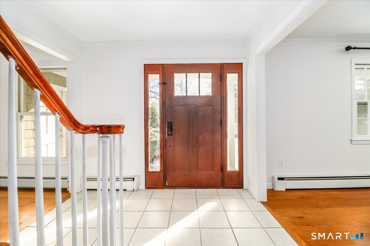 6 Westwood Terrace Newtown CT 06470