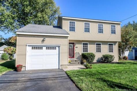 445 South Pine Creek Road Fairfield CT 06824