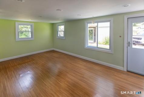 32 Cedar Lane Montville CT 06382