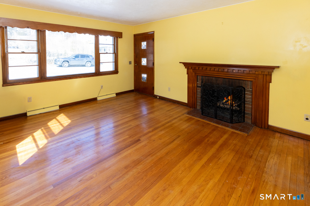 32 Cedar Lane Montville CT 06382