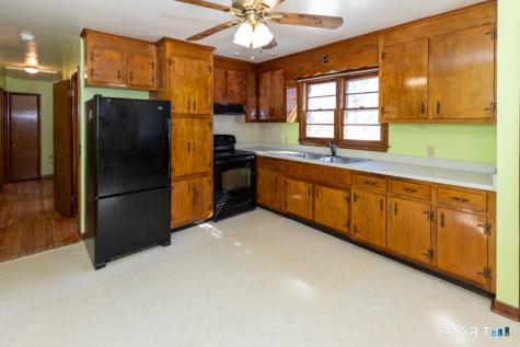 32 Cedar Lane Montville CT 06382
