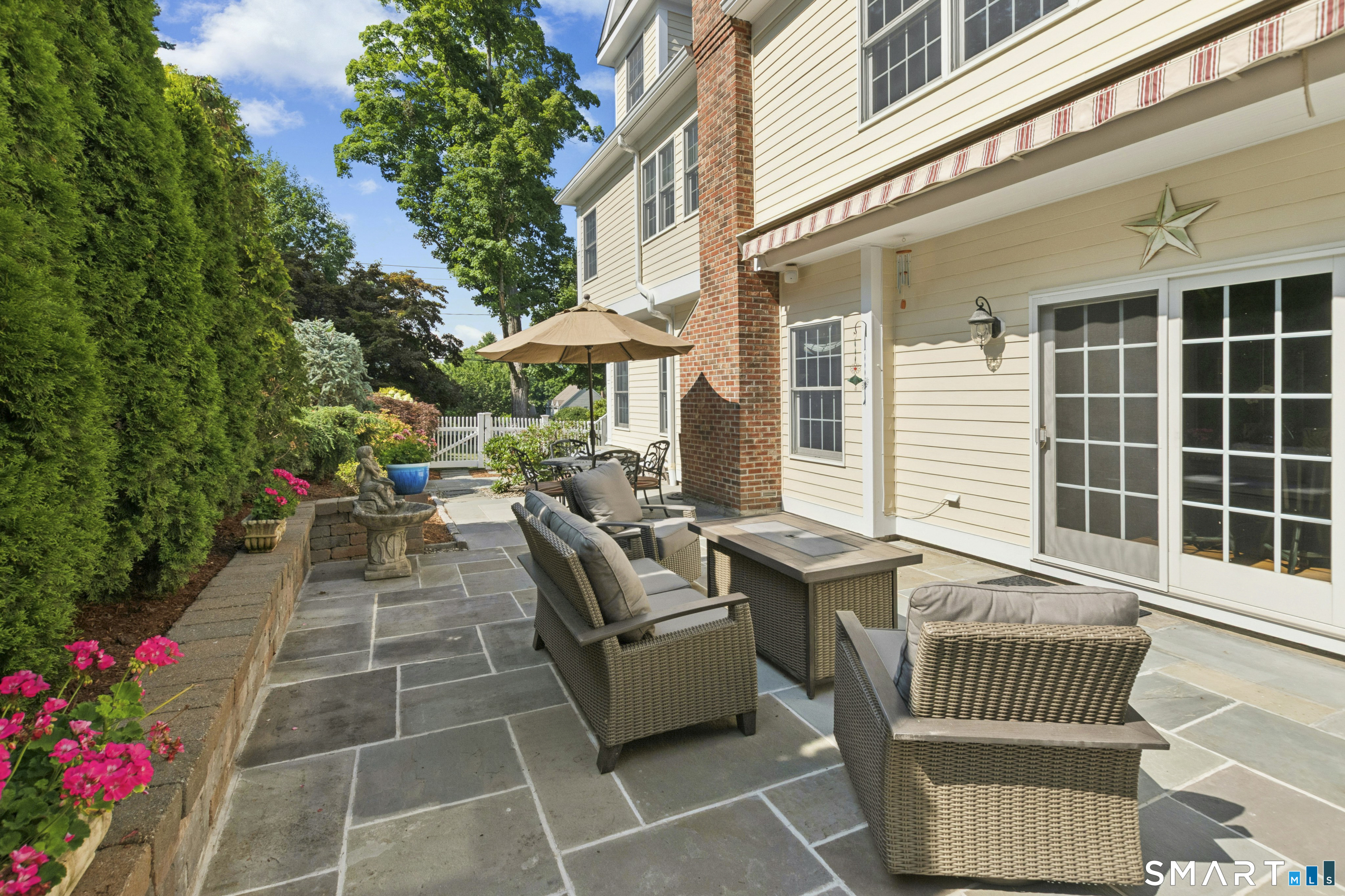 43 Catoonah Street Ridgefield CT 06877
