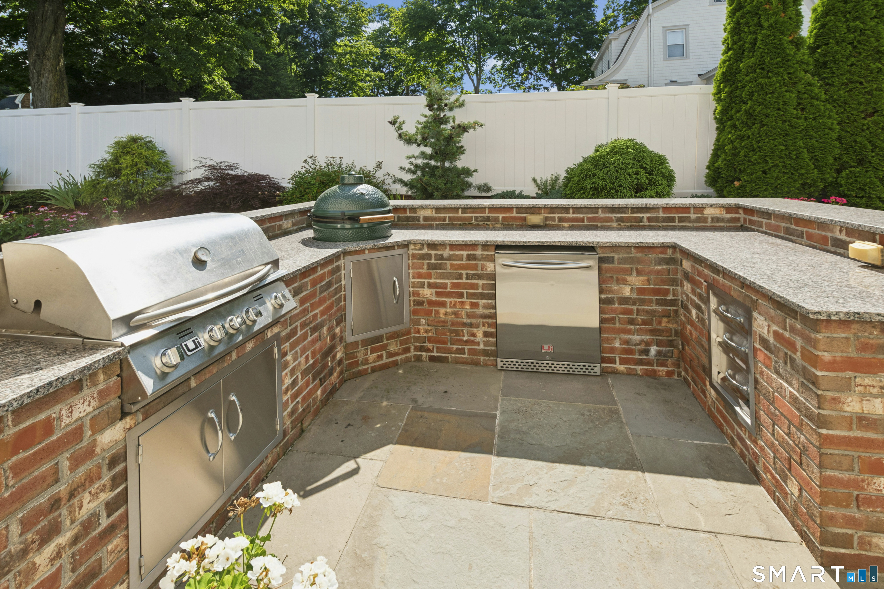 43 Catoonah Street Ridgefield CT 06877