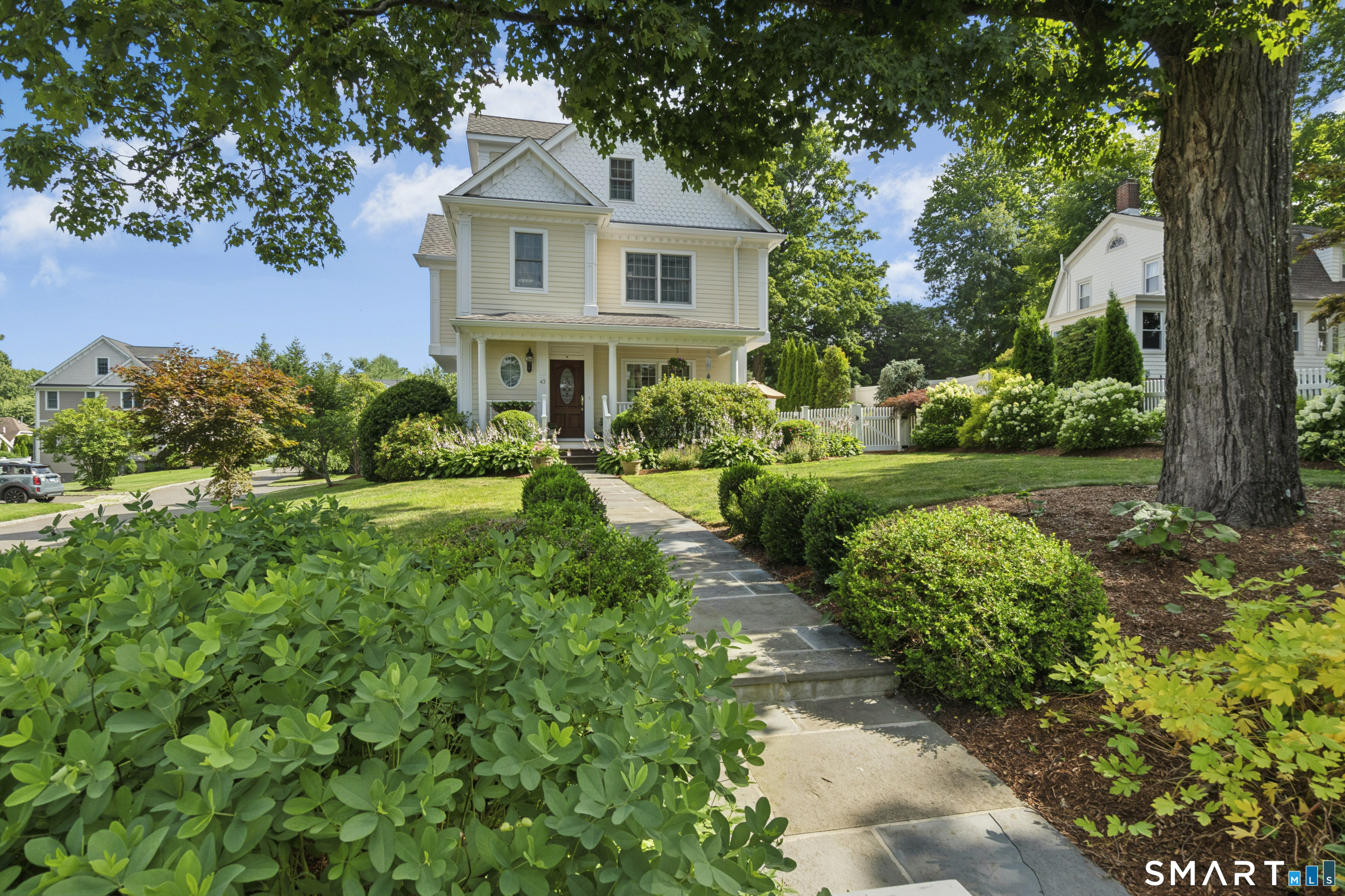 43 Catoonah Street Ridgefield CT 06877