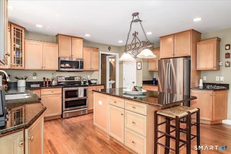 10 Ironwood Drive Newtown CT 06482
