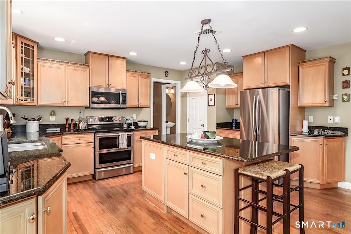 10 Ironwood Drive Newtown CT 06482