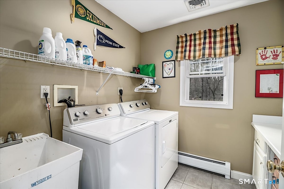 10 Ironwood Drive Newtown CT 06482