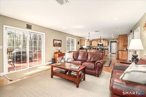 10 Ironwood Drive Newtown CT 06482