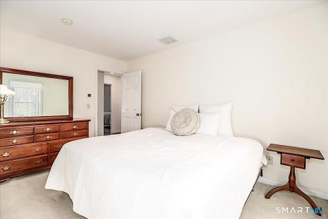 10 Ironwood Drive Newtown CT 06482