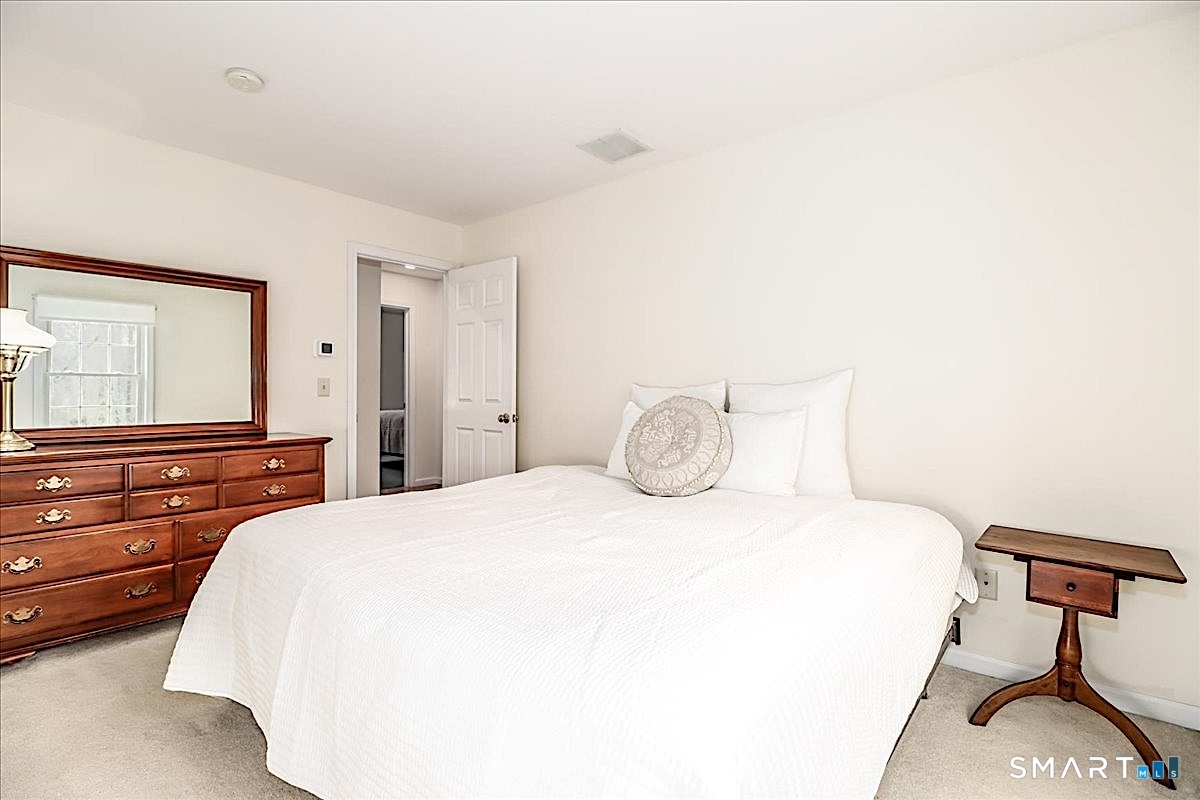10 Ironwood Drive Newtown CT 06482