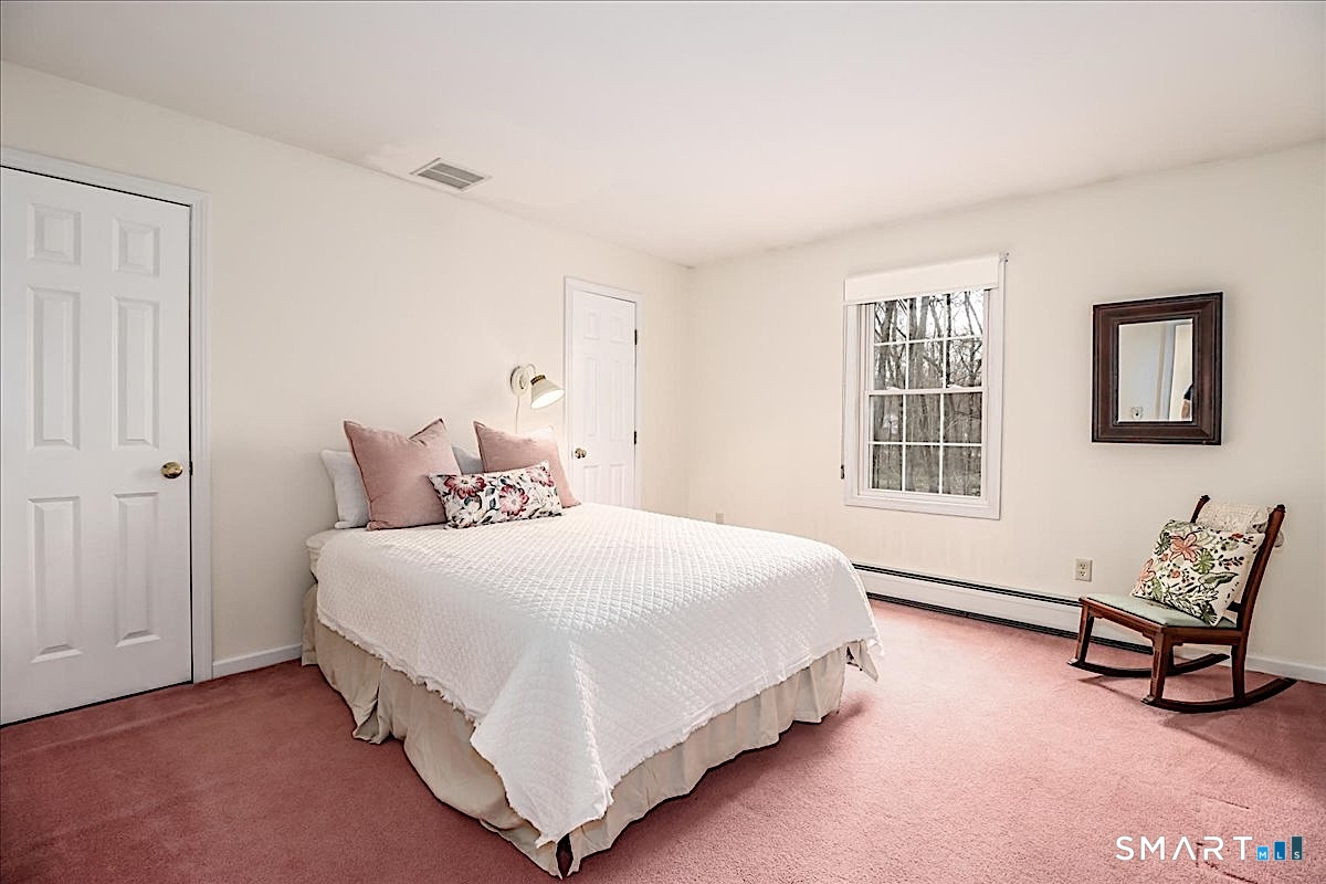 10 Ironwood Drive Newtown CT 06482