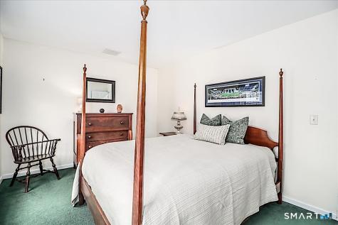 10 Ironwood Drive Newtown CT 06482