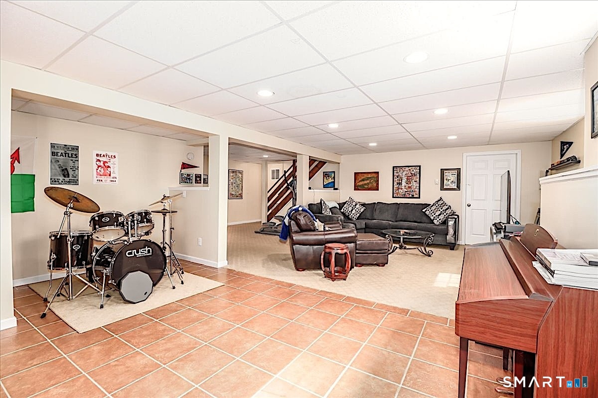 10 Ironwood Drive Newtown CT 06482