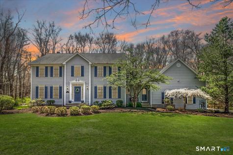 10 Ironwood Drive Newtown CT 06482