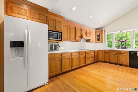 7 Banbury Road Simsbury CT 06092