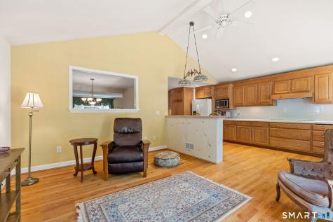7 Banbury Road Simsbury CT 06092