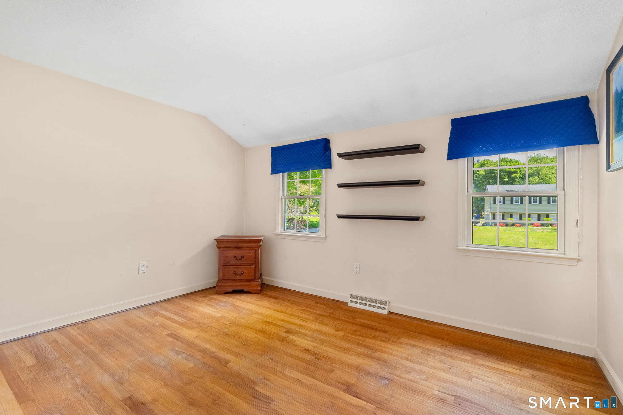 7 Banbury Road Simsbury CT 06092