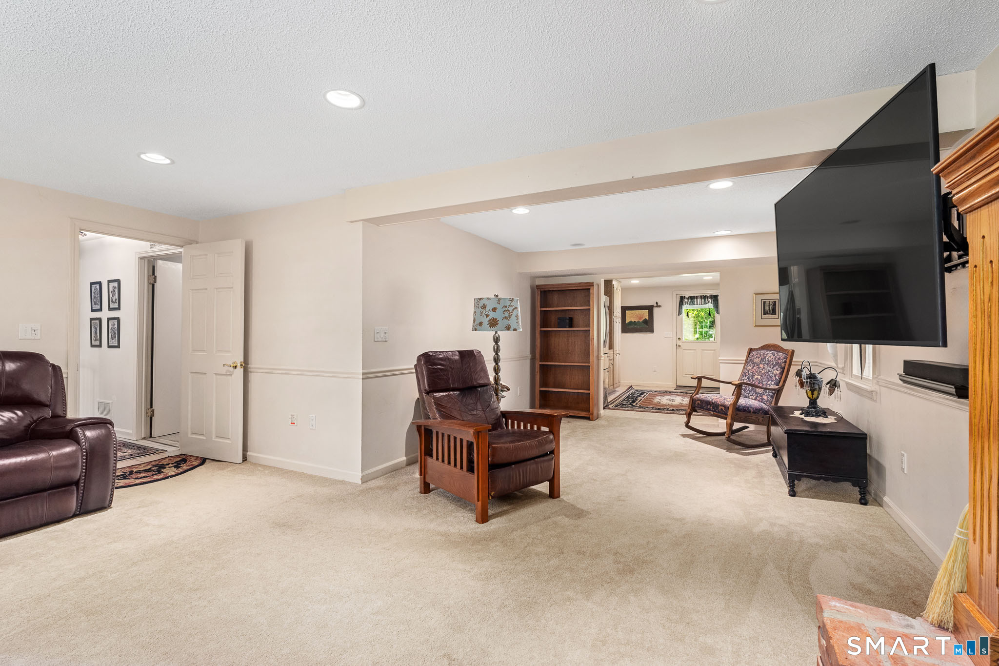 7 Banbury Road Simsbury CT 06092