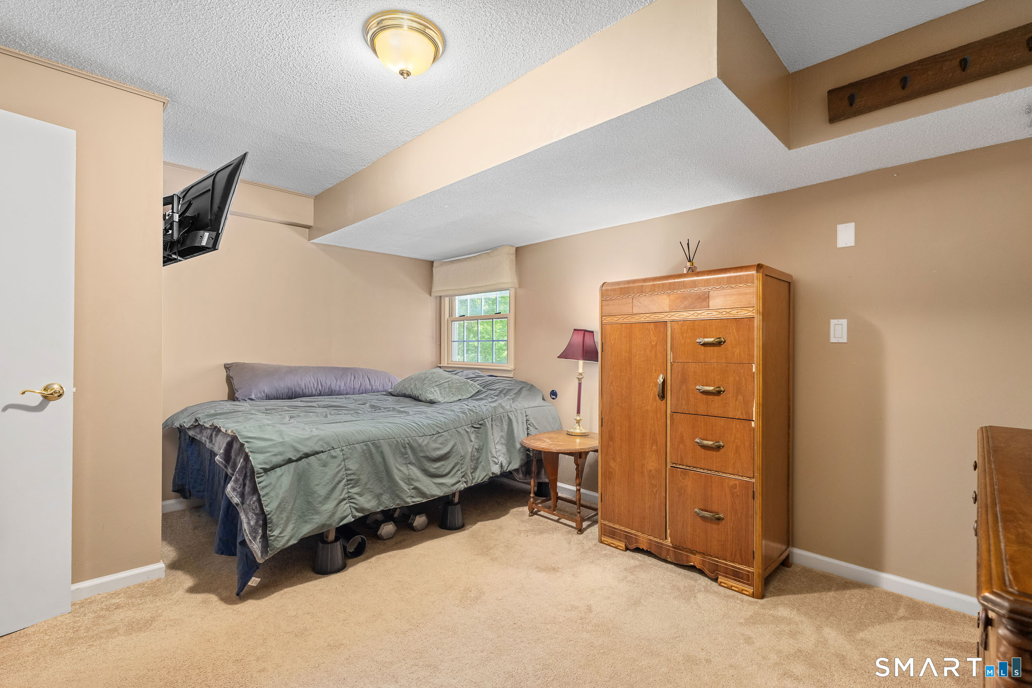 7 Banbury Road Simsbury CT 06092