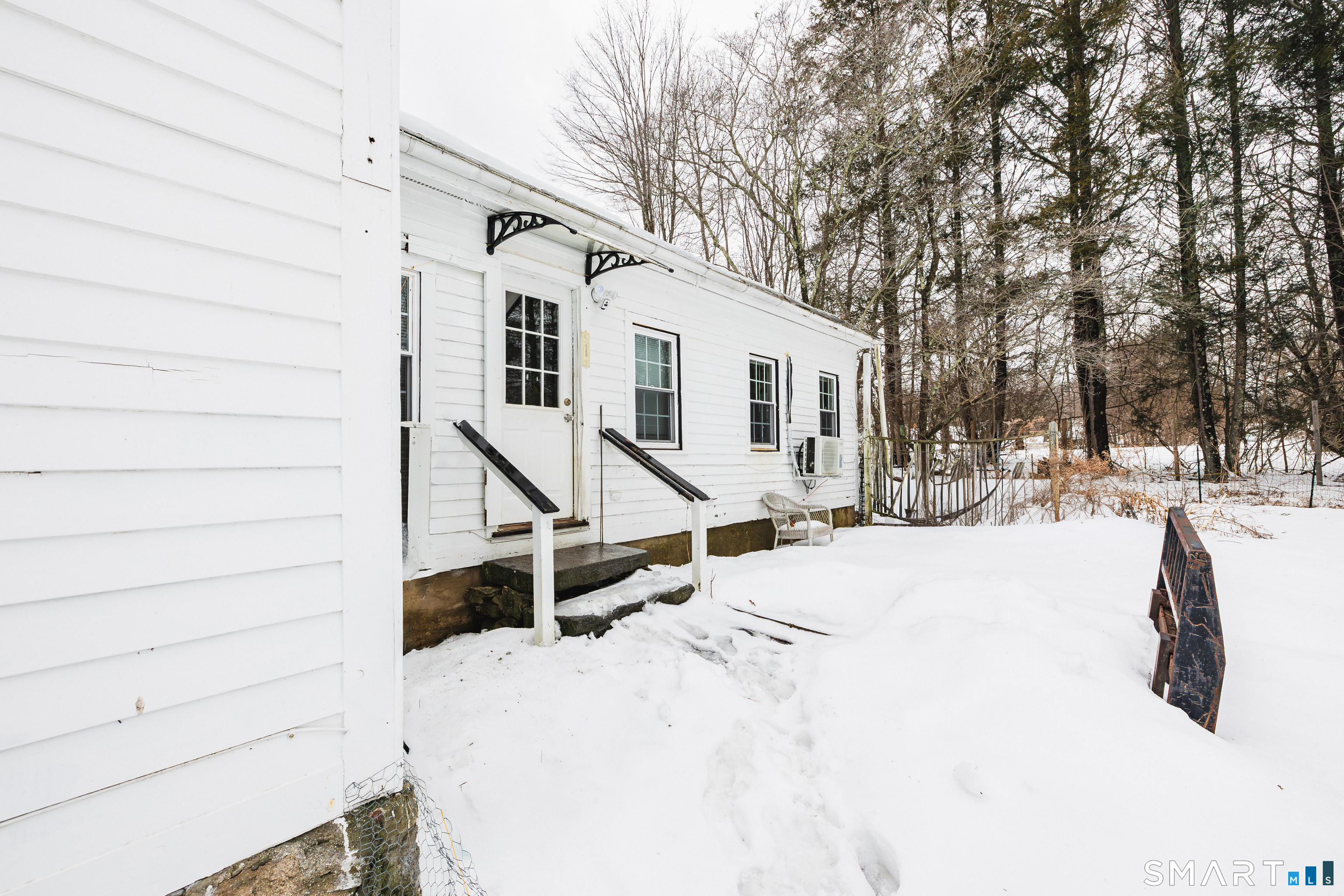 934 Storrs Road Mansfield CT 06268