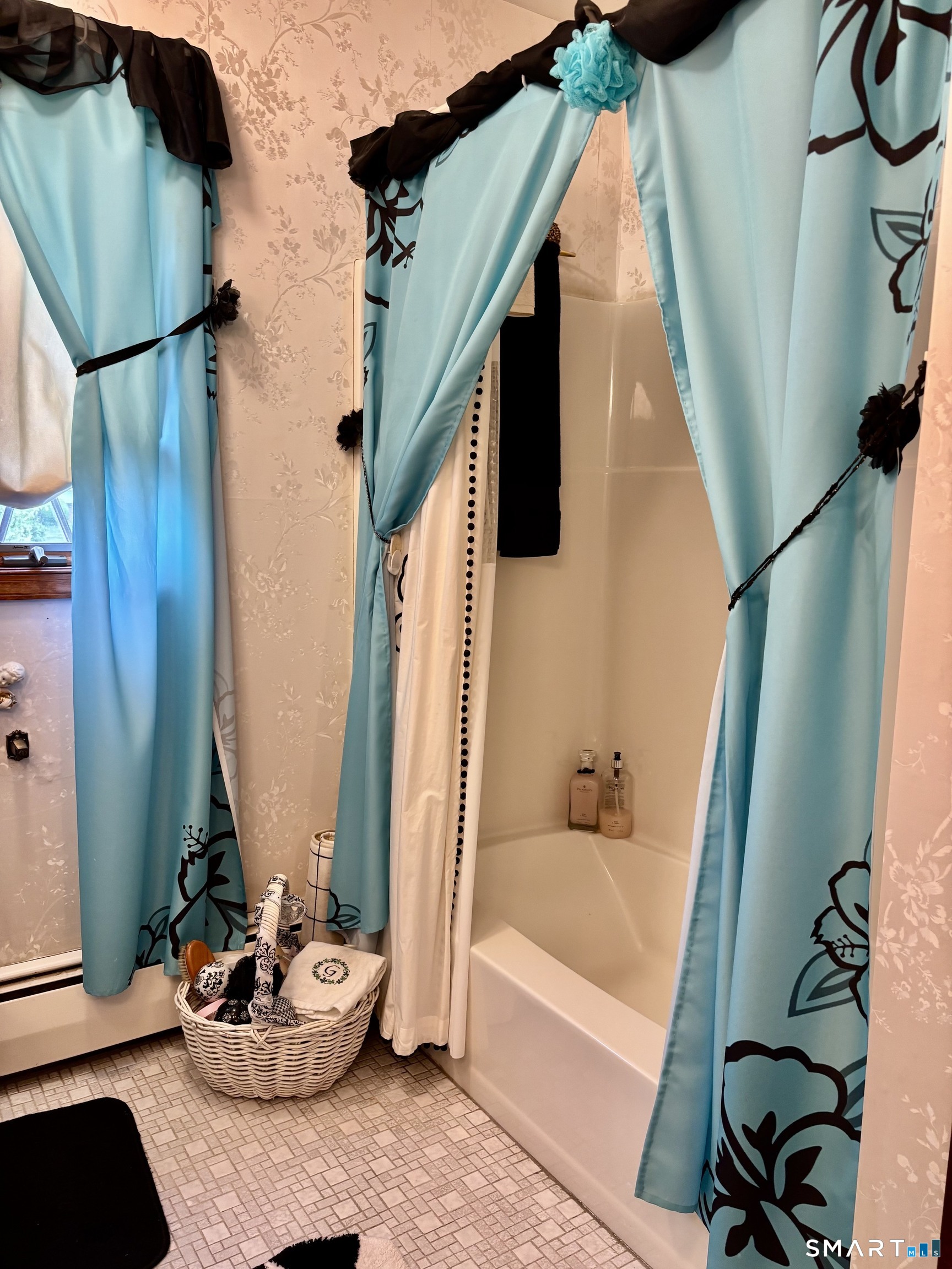 15 Bridle Path Lane West Haven CT 06516