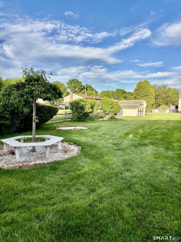 15 Bridle Path Lane West Haven CT 06516