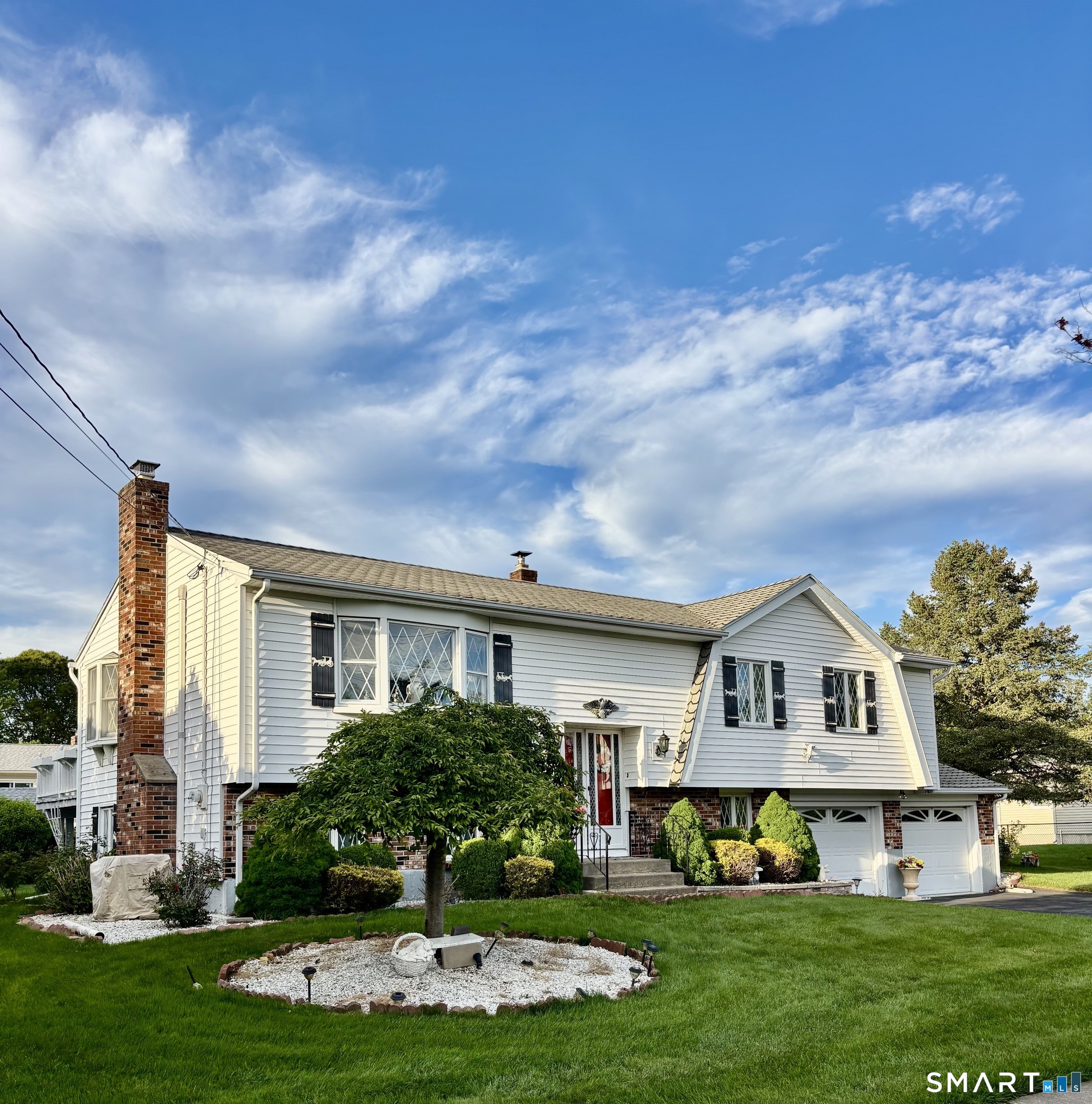 15 Bridle Path Lane West Haven CT 06516