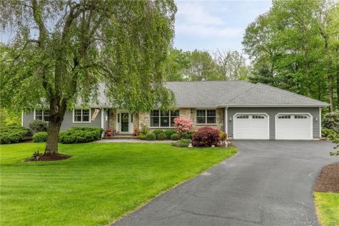 17 Titicus Mountain Road New Fairfield CT 06812