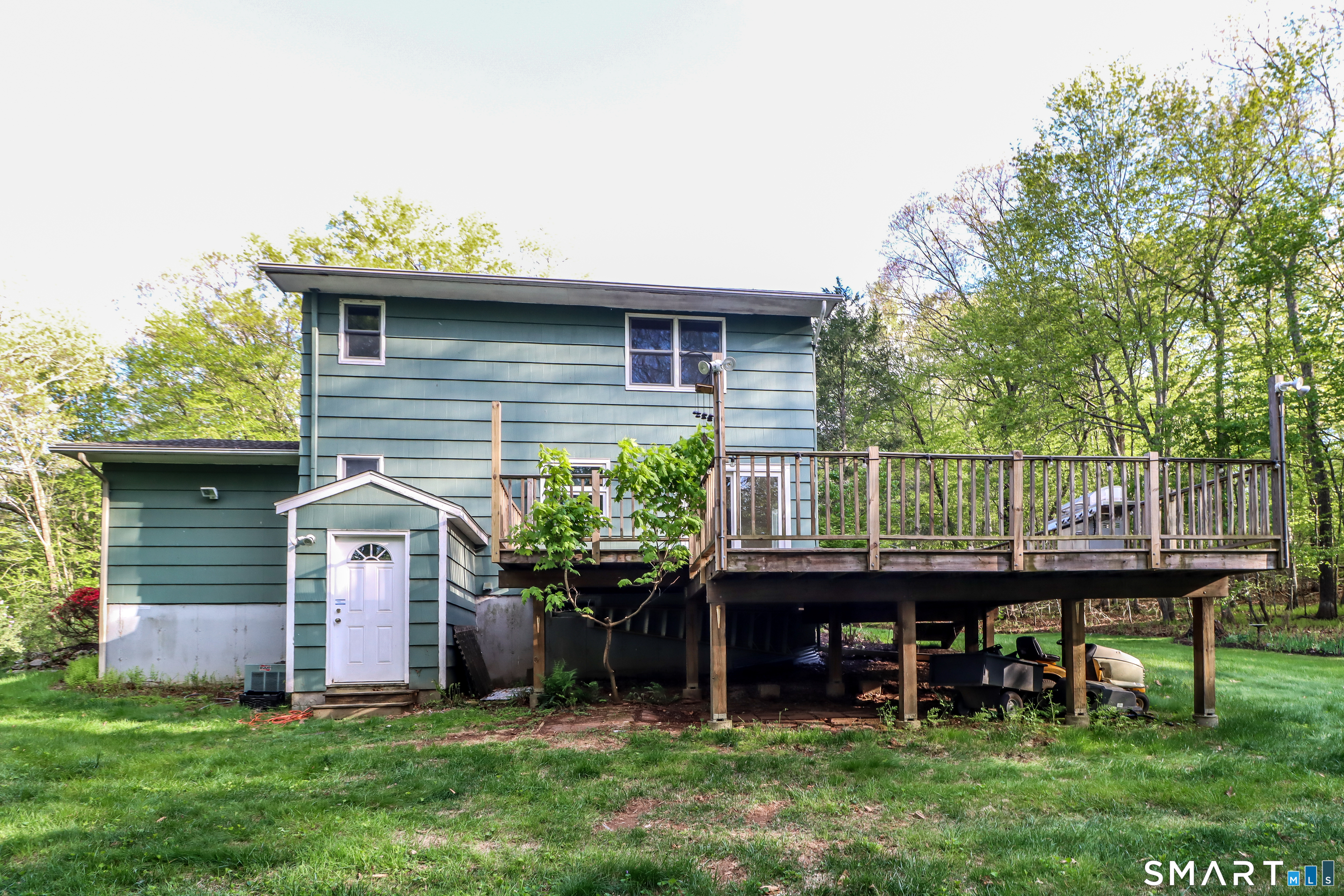 6 Barker Drive Newtown CT 06482