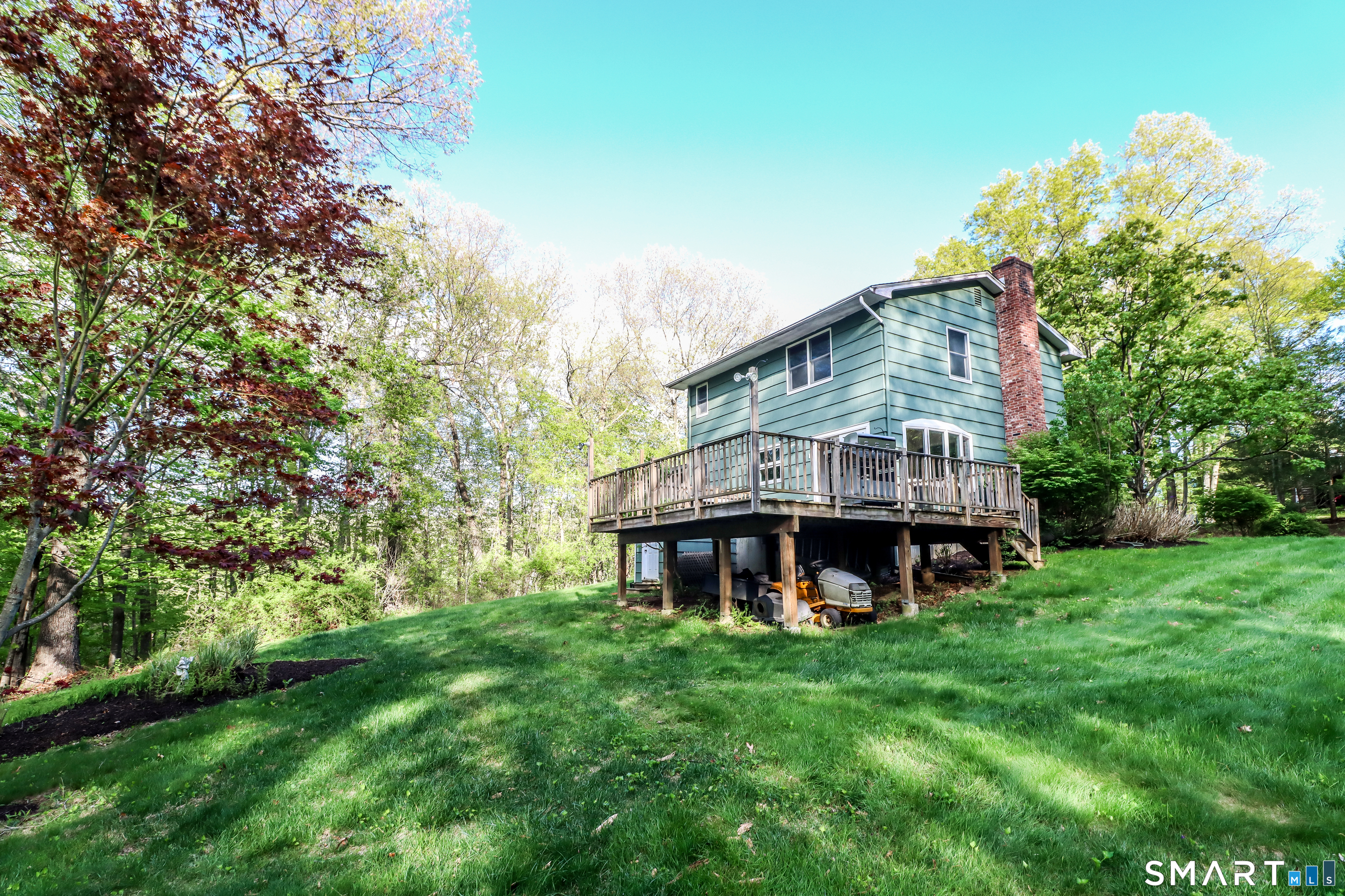 6 Barker Drive Newtown CT 06482
