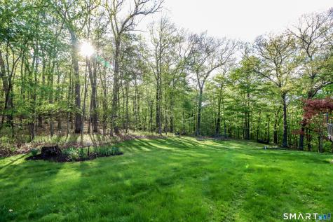 6 Barker Drive Newtown CT 06482