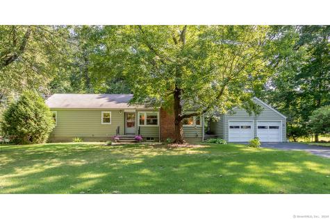42 Newport Place Fairfield CT 06825