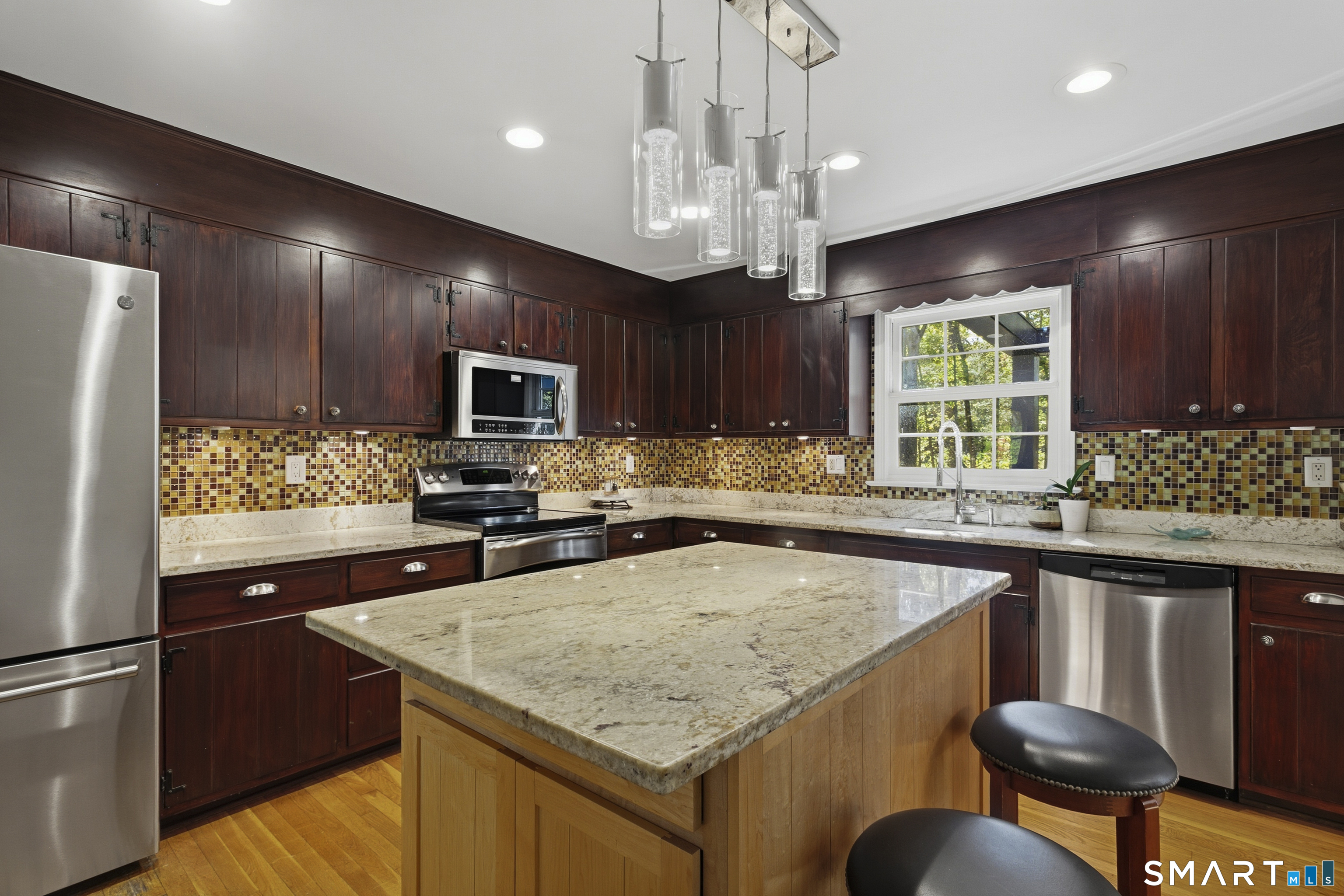 21 Fullmar Lane Norwalk CT 06850