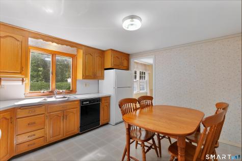 173 Brentmoor Road East Hartford CT 06118