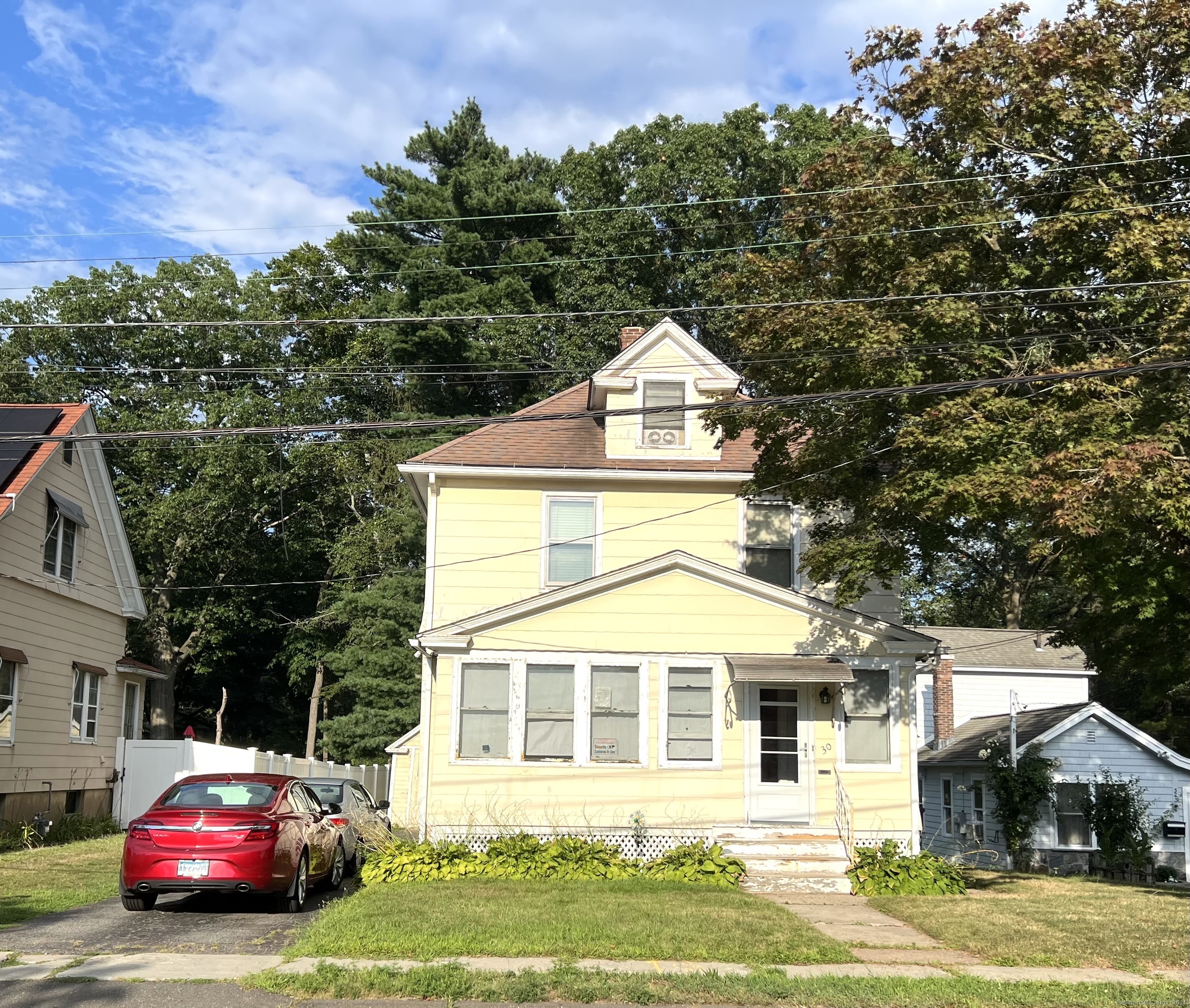 30 Oakwood Street East Hartford CT 06108