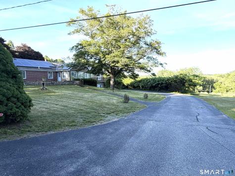 165 Huntington Road Scotland CT 06264