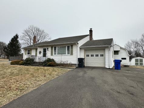 32 Winton Road East Windsor CT 06088