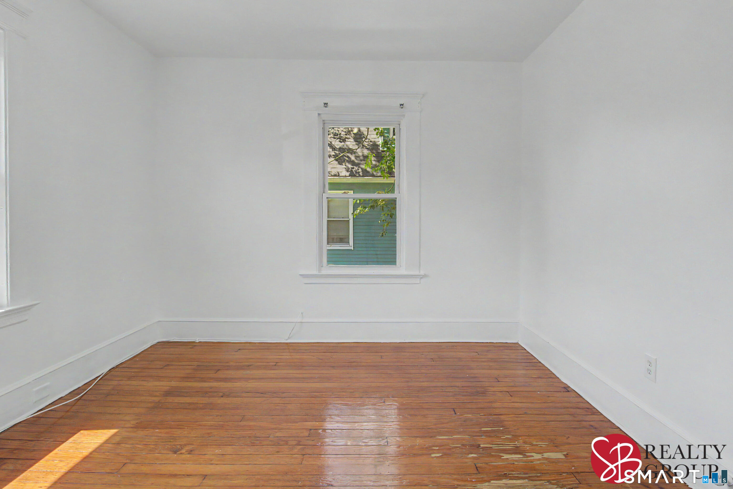 31 Smith Street West Haven CT 06516