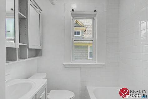 31 Smith Street West Haven CT 06516