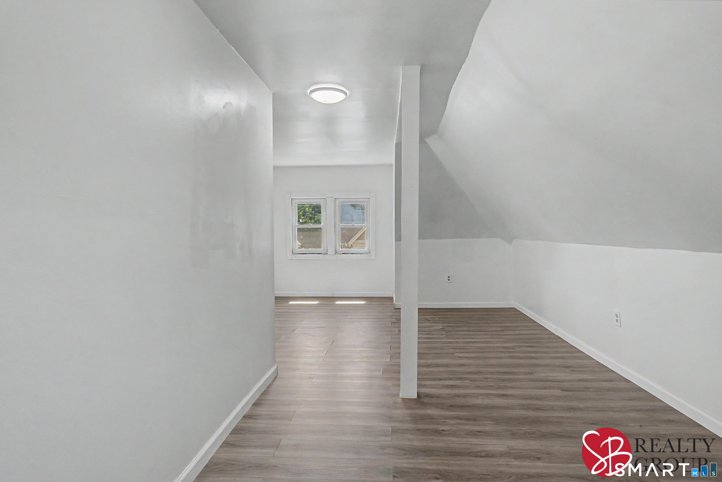 31 Smith Street West Haven CT 06516