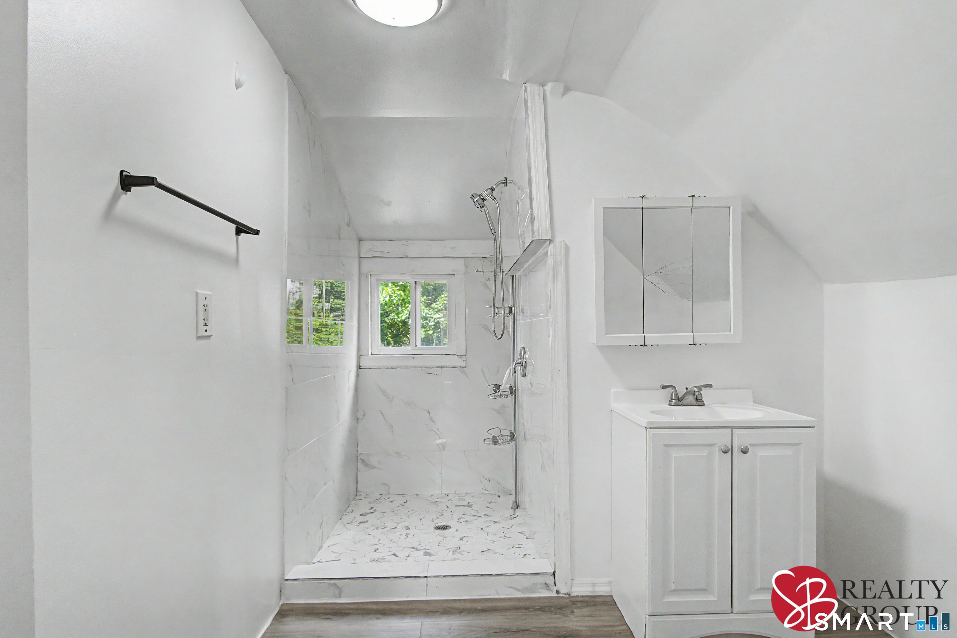 31 Smith Street West Haven CT 06516