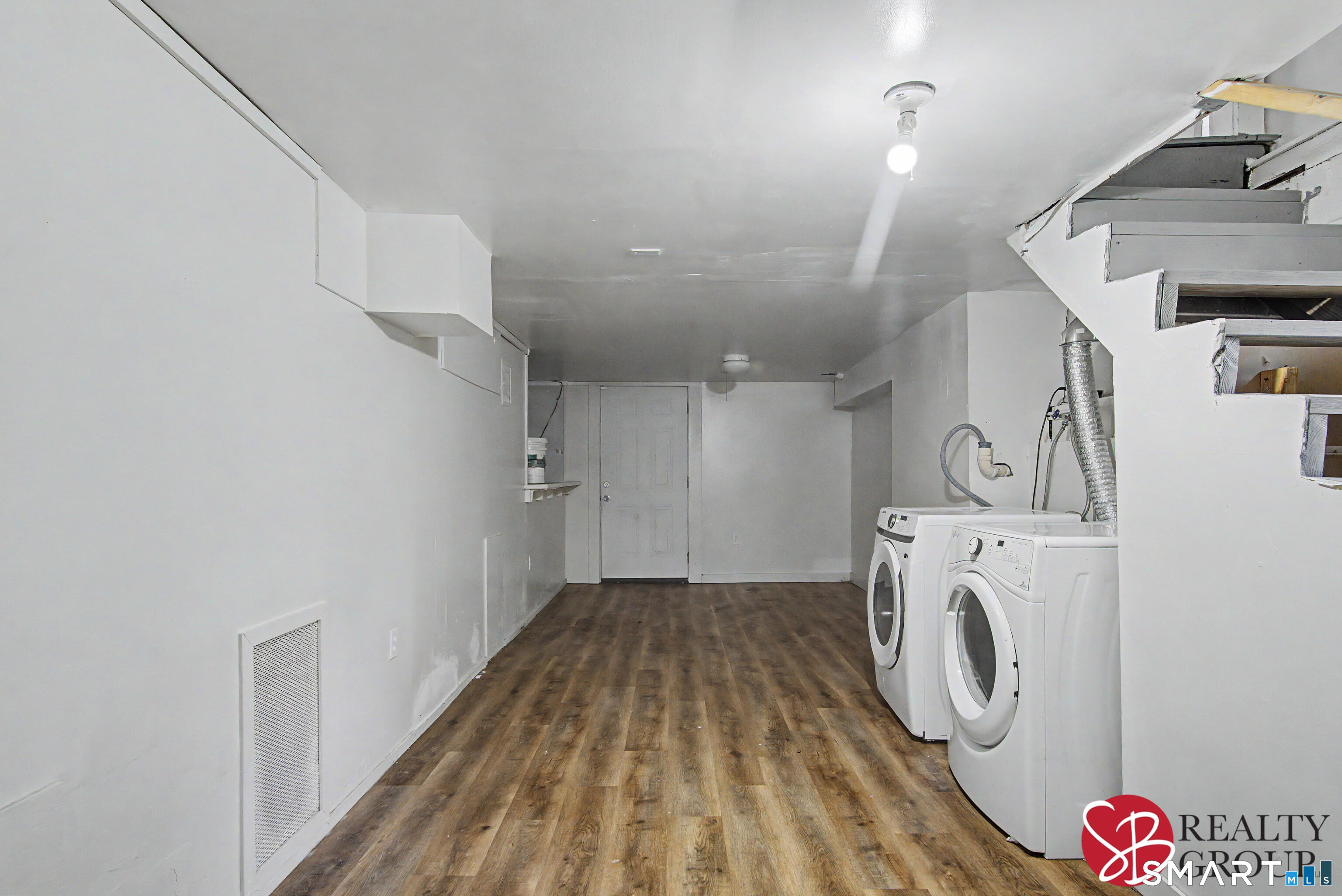 31 Smith Street West Haven CT 06516