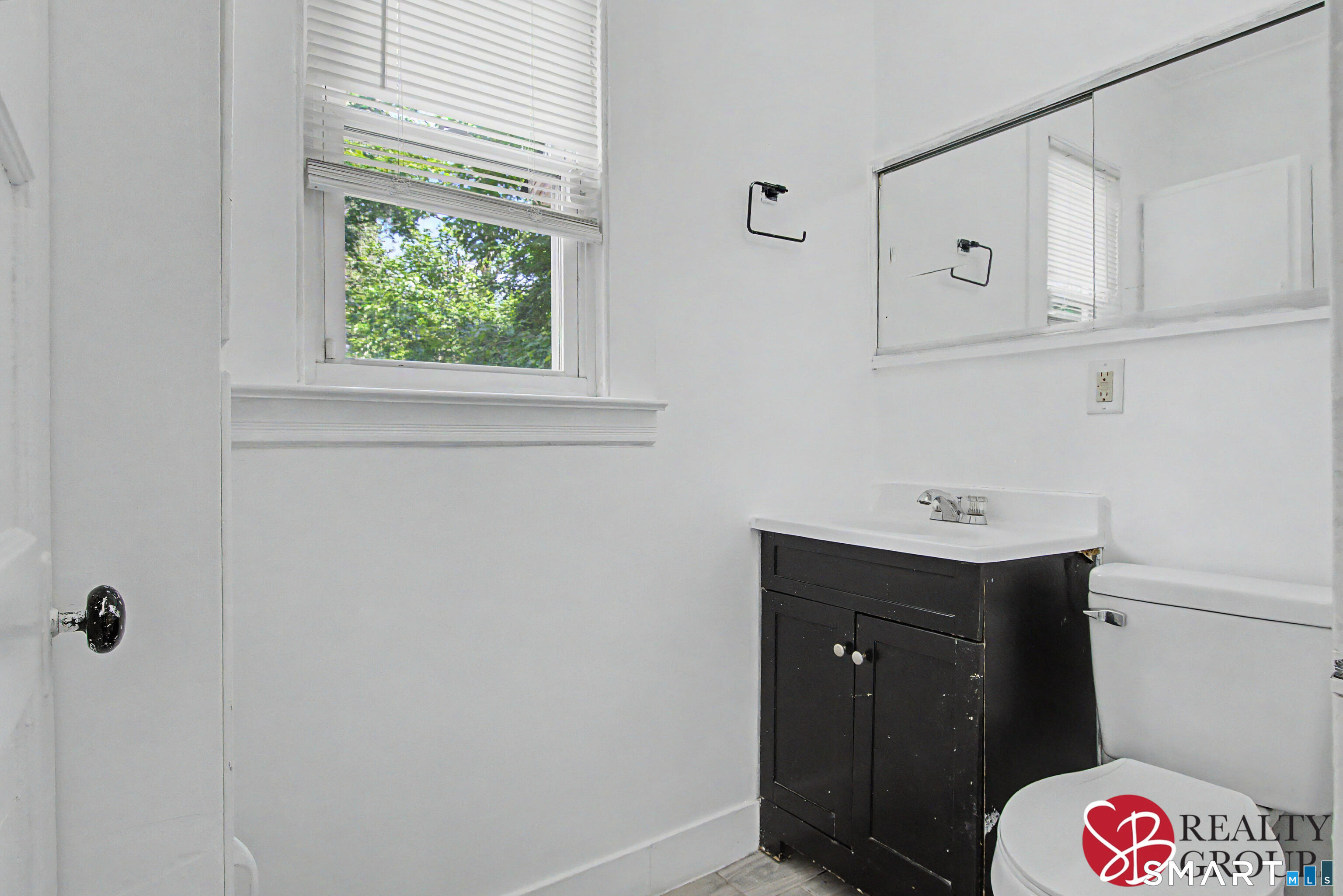 31 Smith Street West Haven CT 06516