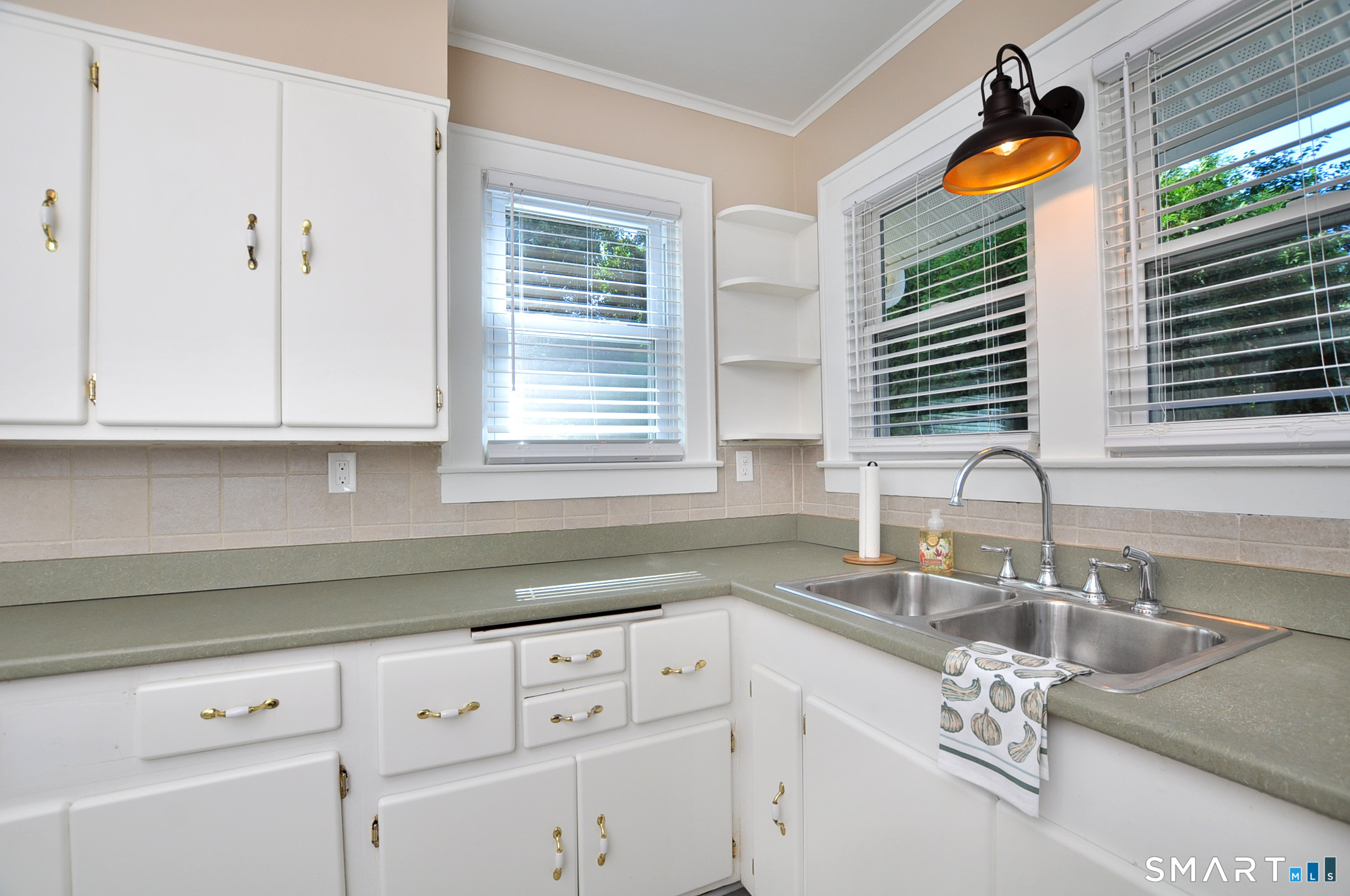 26 Highland Avenue Windsor CT 06095