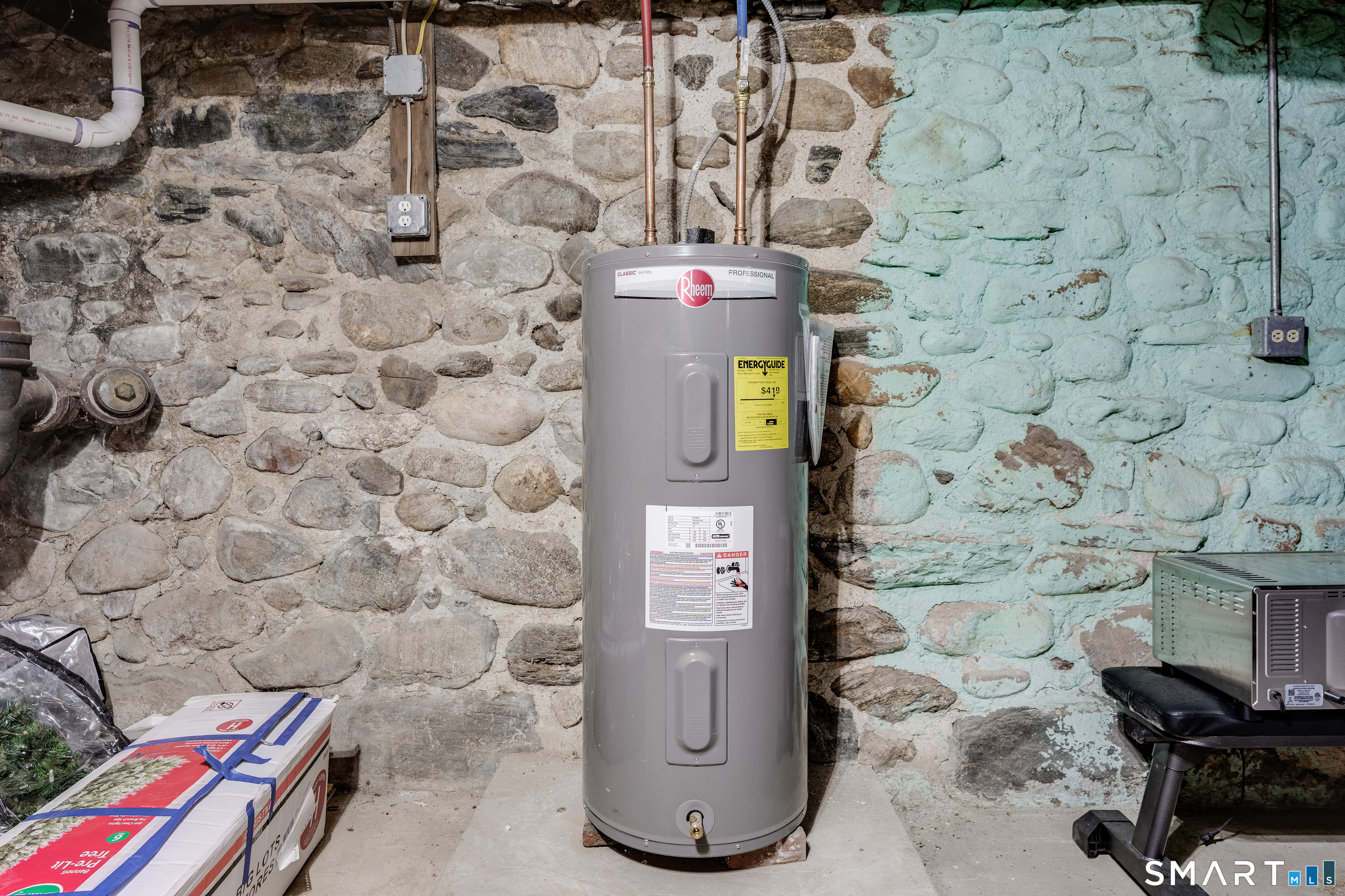 735 Matthews Street Bristol CT 06010