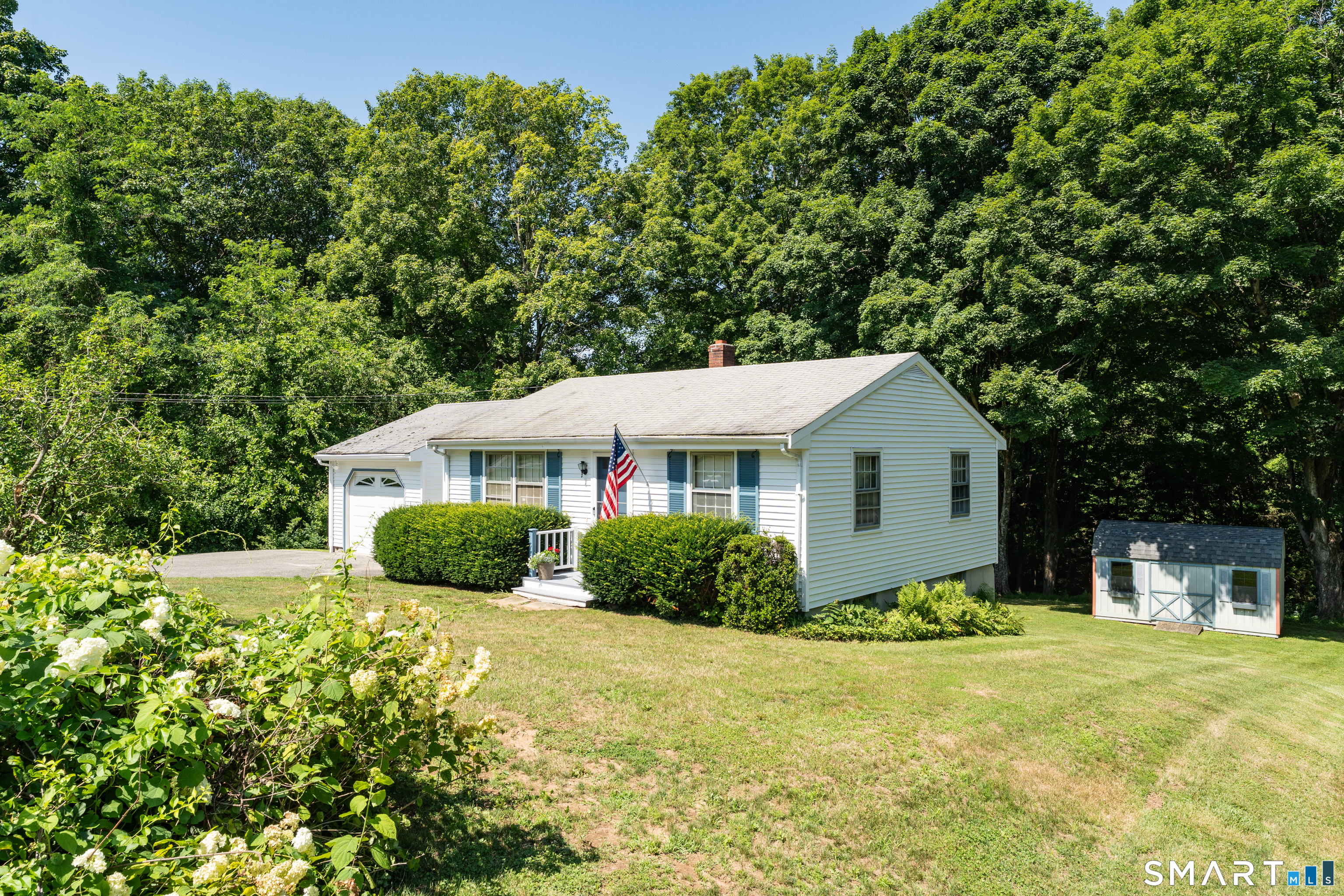 25 Goose Hill Road Chester CT 06412