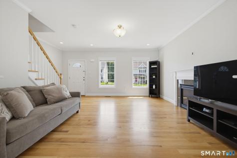 6 Saw Mill Lane Plainville CT 06062