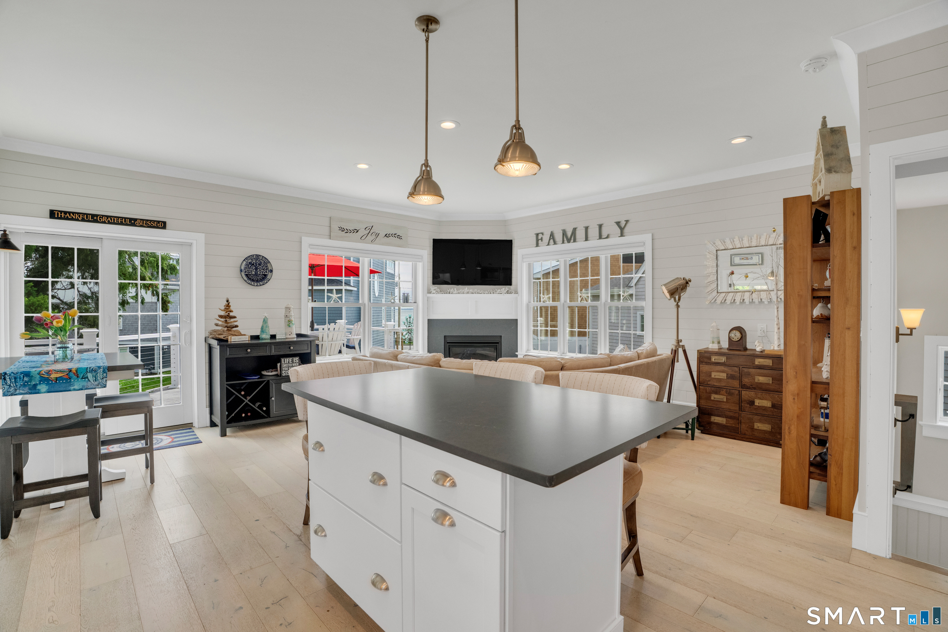 27 Jerome Road New London CT 06320