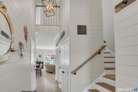 27 Jerome Road New London CT 06320