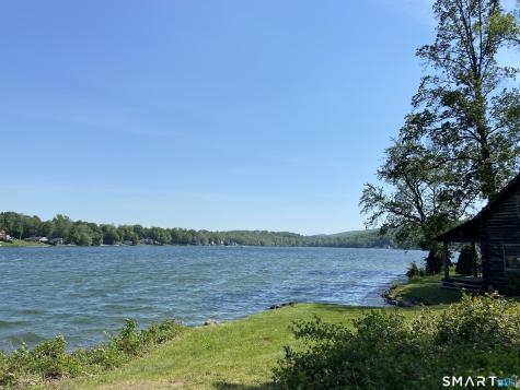 28 Kickapoo Road Middlefield CT 06455